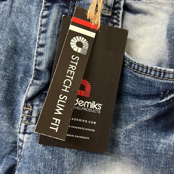 Akademiks boys jeans nwt - Picture 2 of 3
